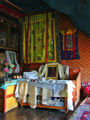 solo kombu nepal meditation retreat center and caves