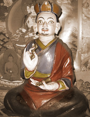 lawudo lama kunsang yeshe nepal meditaion retreat cave